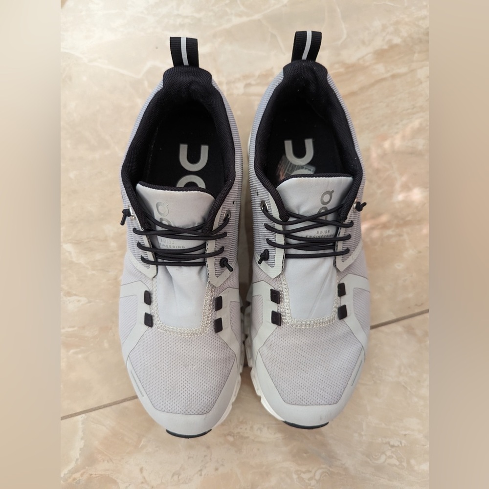On (OnCloud) 5 Waterproof Shoes women size 7